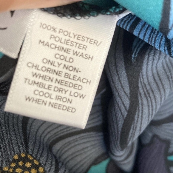 Loft Blue Floral Blouse Roll Tab Sleeve Size Small Polyester Chest Pocket - Picture 10 of 11